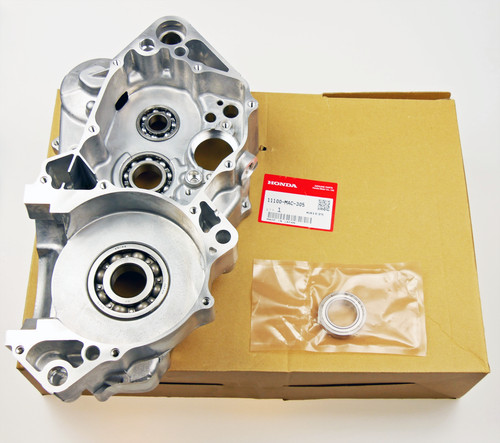 New oem honda crankcase - new, assy